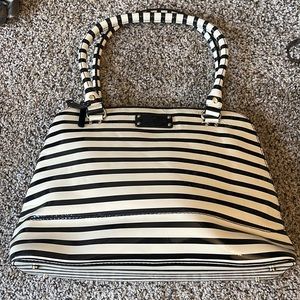Kate Spade Black & White Striped Purse ♠️